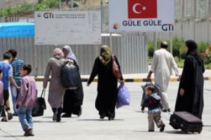 Suriyeliler 15 yıl daha T&uuml;rkiye'den gitmeyecek!