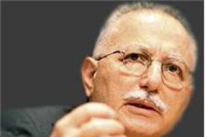 İhsanoğlu'na o isimden bağış desteği!