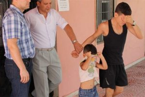 Kayıp &uuml;&ccedil; &ccedil;ocuğa hırsızlık yaptırıyorlarmış