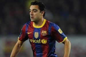 Xavi kalıyor!