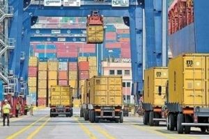 Bombalara rağmen ticaret patladı gitti