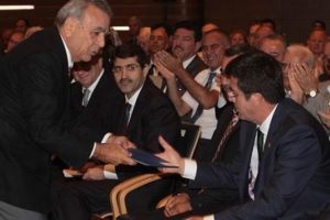 Bakan'ın karşısında tek tek sıraladı