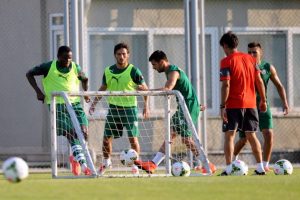 Bursaspor sezon hazırlıklarını s&uuml;rd&uuml;rd&uuml;
