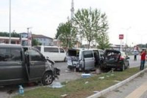 Samsun'da zincirleme trafik kazası