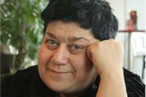 Serra Yılmaz'a b&uuml;y&uuml;k şok