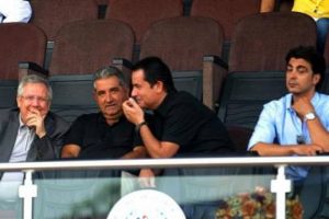 FB, BJK ve Chelsea'liler yan yana oturacak
