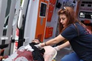 Bursa'da bı&ccedil;aklı sopalı kavga: 6 yaralı