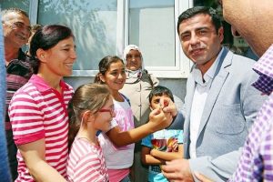 "Annelerin y&uuml;reğindeki acı aynı"