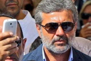 Metin Feyzioğlu da sakal modasına uydu