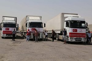 İran sınırında 12 kilometrelik tır kuyruğu