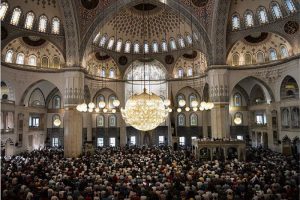 İslam alemi bayram namazında buluştu