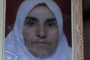 4 &ccedil;ocuk annesi kadın kendisini astı