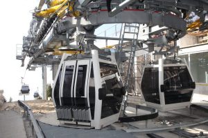 Bursa'da teleferik  arıza yaptı! Tatilciler 1 bu&ccedil;uk saat mahsur kaldı!