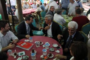 MHP'lilerin bayramlaşmasına CHP'den jest