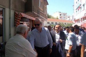 T&uuml;rkiye fırtınanın i&ccedil;erisinde dimdik ayakta duruyor