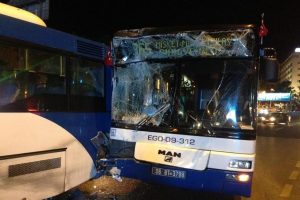 Başkent'te zincirleme trafik kazası: 6 yaralı