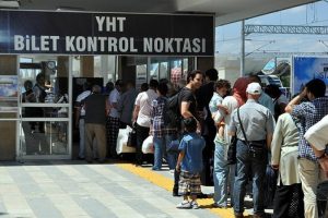 TCDD "YHT fırsat&ccedil;ılarına" g&ouml;z a&ccedil;tırmıyor
