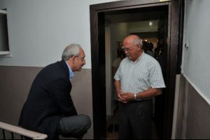 Kılı&ccedil;daroğlu'ndan eski bakana ziyaret