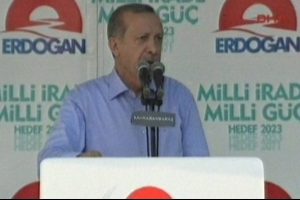 "Bir de &ccedil;ark&ccedil;ı Ekmel &ccedil;ıktı"
