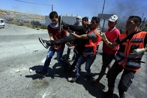Batı Şeria'daki protestolarda iki Filistinli &ouml;ld&uuml;
