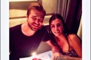 S&uuml;rpriz doğum g&uuml;n&uuml;...