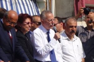 İhsanoğlu: "&Ccedil;ıldırmış bunlar"