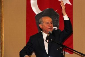 Bah&ccedil;eli Erdoğan'a şiir yazdı