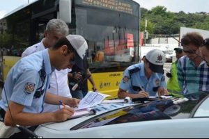 Otob&uuml;s ter&ouml;r&uuml; polisi harekete ge&ccedil;irdi