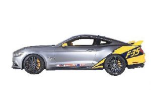T&uuml;rk bayraklı Mustang, 'hayır' i&ccedil;in satılacak