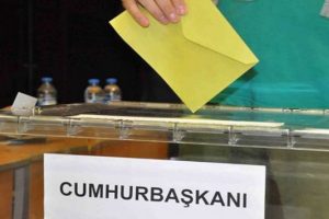 2.7 milyon se&ccedil;menin y&uuml;zde 5'i oy kullandı