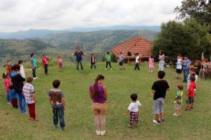 Şehit madenci &ccedil;ocukları sanatla buluştu