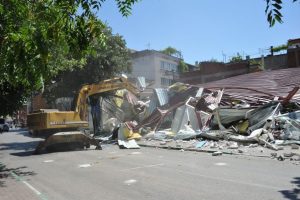 Bursa'da ka&ccedil;ak yapıya ge&ccedil;it yok!