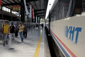 Hızlı tren biletinde ''u&ccedil;ak'' modeli