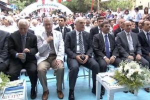 Bakan'dan inşaat firmalarına ayar