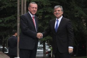 G&uuml;l'den Erdoğan'a veda ziyareti