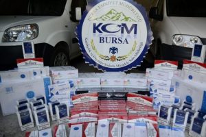 Bursa'da ka&ccedil;ak sigara operasyonu!