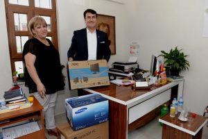 Osmangazi'den muhtarlara bilgisayar