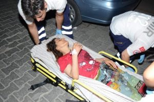 &Ouml;nce kadını sonra kendini bı&ccedil;akladı