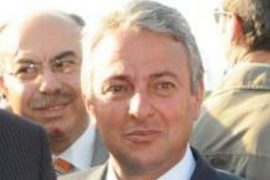 Bursalı &uuml;nl&uuml; iş adamının sır intiharı