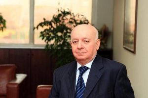 Otomotiv ihracatla nefes alıyor