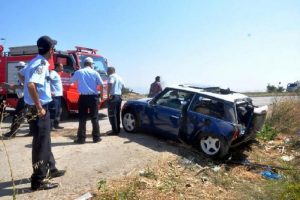 Virajda savrulup şarampole u&ccedil;tu