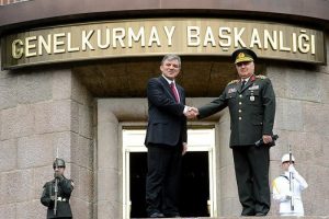 Cumhurbaşkanı G&uuml;l'den &Ouml;zel'e veda ziyareti