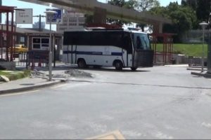 7 polis daha serbest