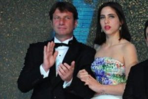 Kaya &Ccedil;ilingiroğlu'nu Fransızca konuşturan soru...