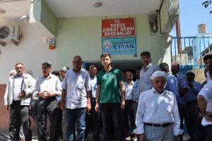 Suru&ccedil;'ta elektrik protestosu