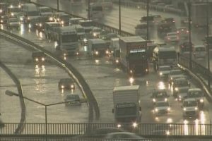 Basın Ekspres Yolu sular altında