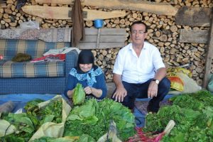 Bursa'daki t&uuml;t&uuml;n &uuml;reticileri dertli
