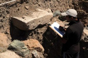 Antik kentte kilise kalıntısı