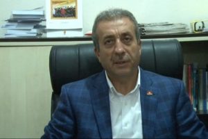 Bayrak olayıyla ilgili h&uuml;k&uuml;metten ilk a&ccedil;ıklama