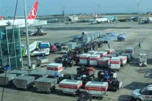 Havalimanında bagaj dağı